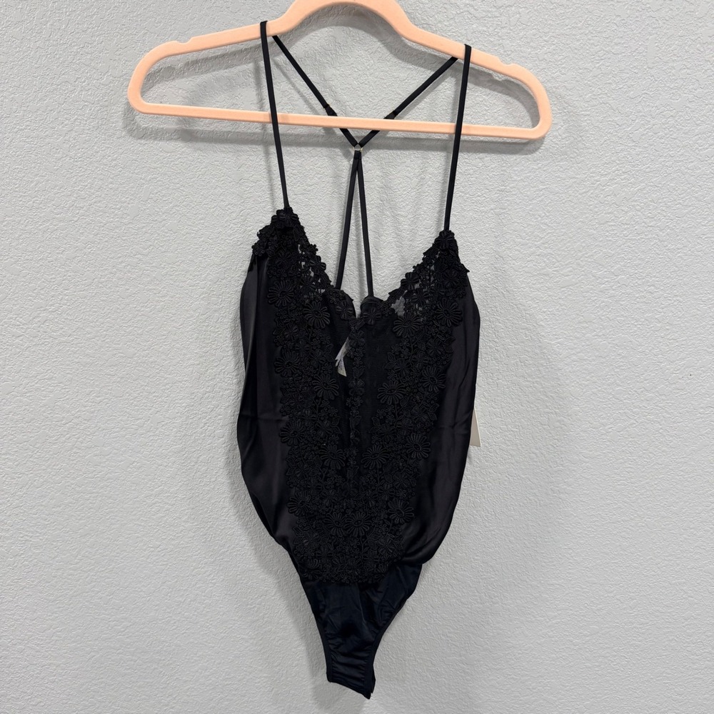 NEW $70 Flora Nikrooz‎ XS Black Lace Floral Embroidery V-Neck Bodysuit